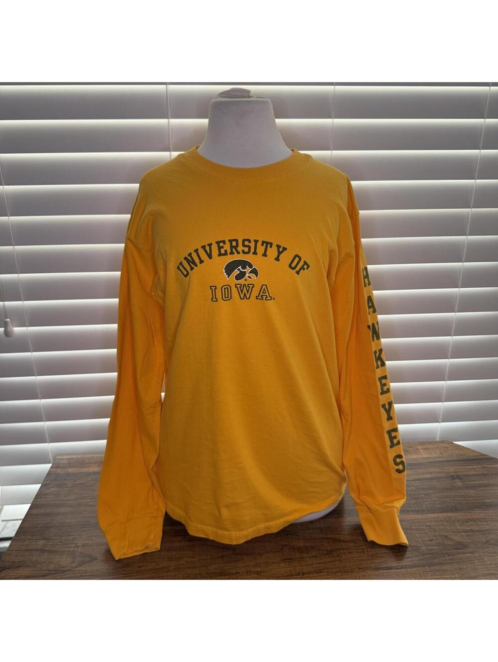 Vintage University of Iowa Hawkeyes Long Sleeve Shirt Medium